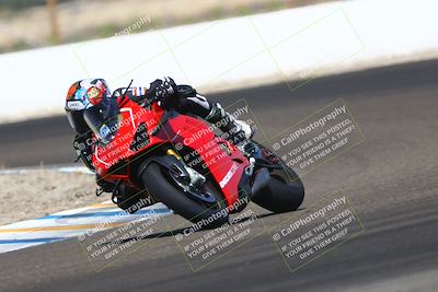 media/Sep-20-2025-TrackDaz (Sat) [[27f0cde673]]/B Group/1220pm (Turn 1)/